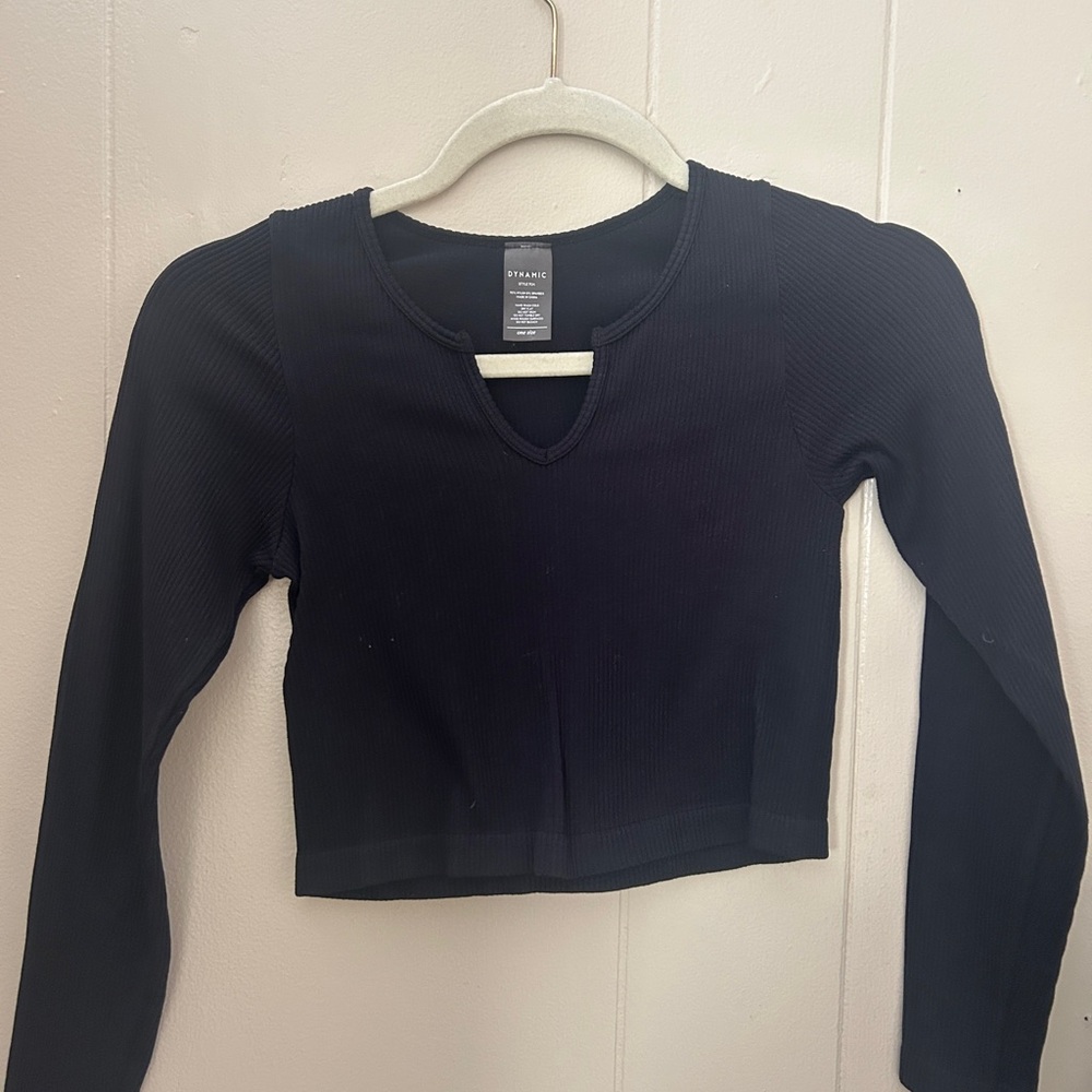 Ribbed Black Long-Sleeve Crop Top with Keyhole Neck